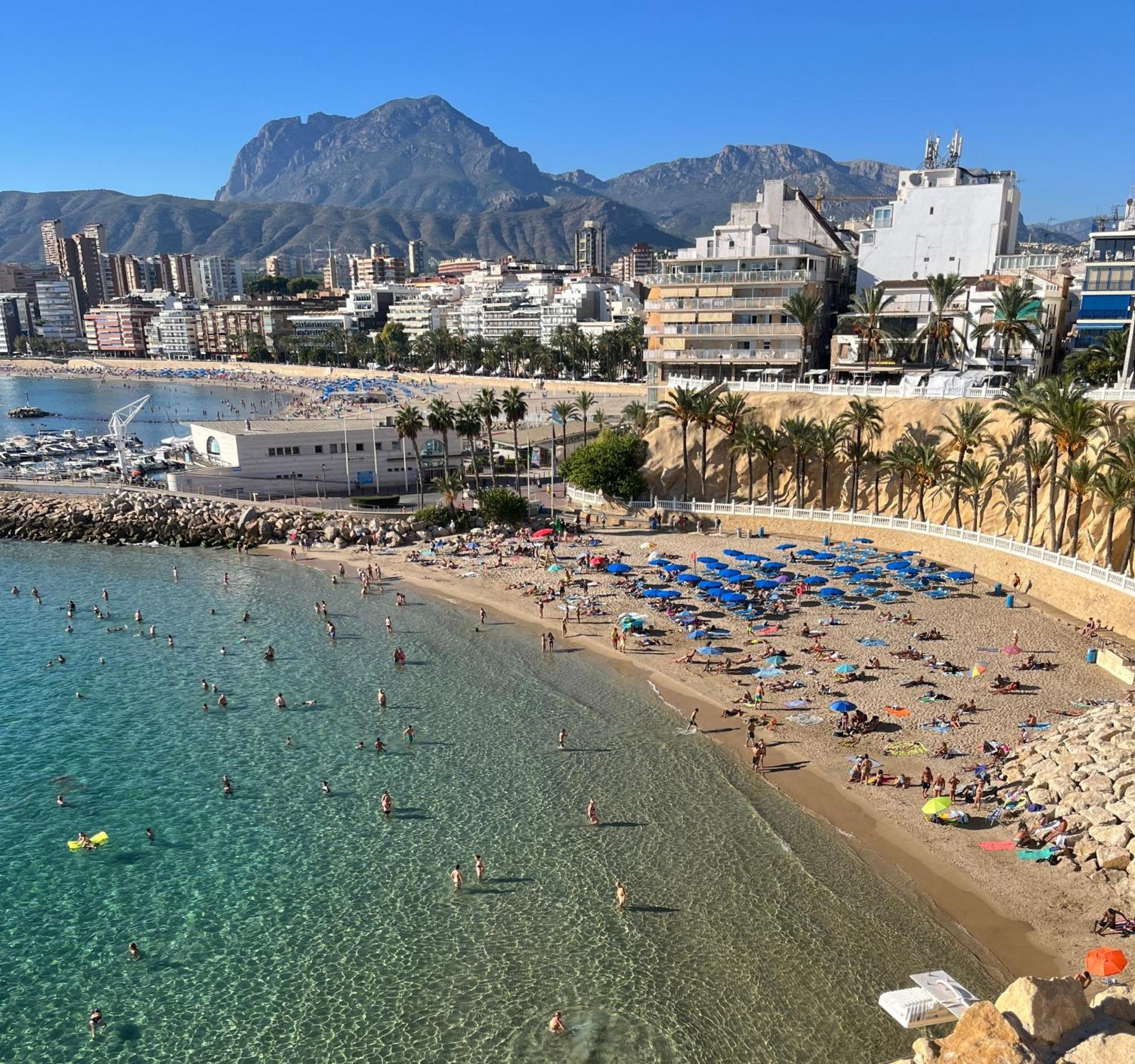 Rouna I By Gloove Benidorm Bagian luar foto